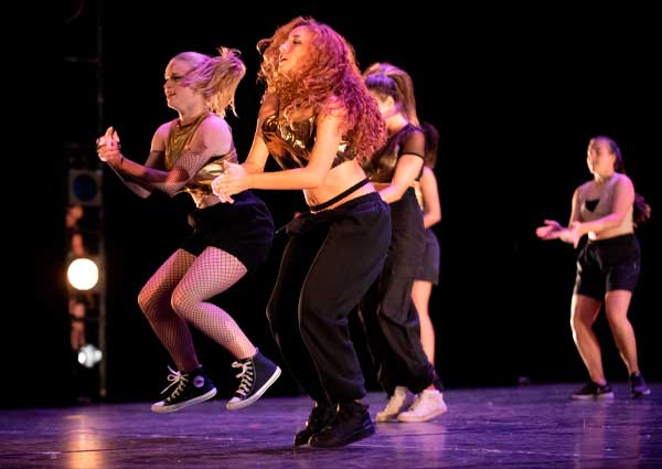 classes-de-hip-hop-ritme-escola-de-dansa-sabadell-3